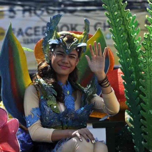 Princesse sur son char festival Sinulog